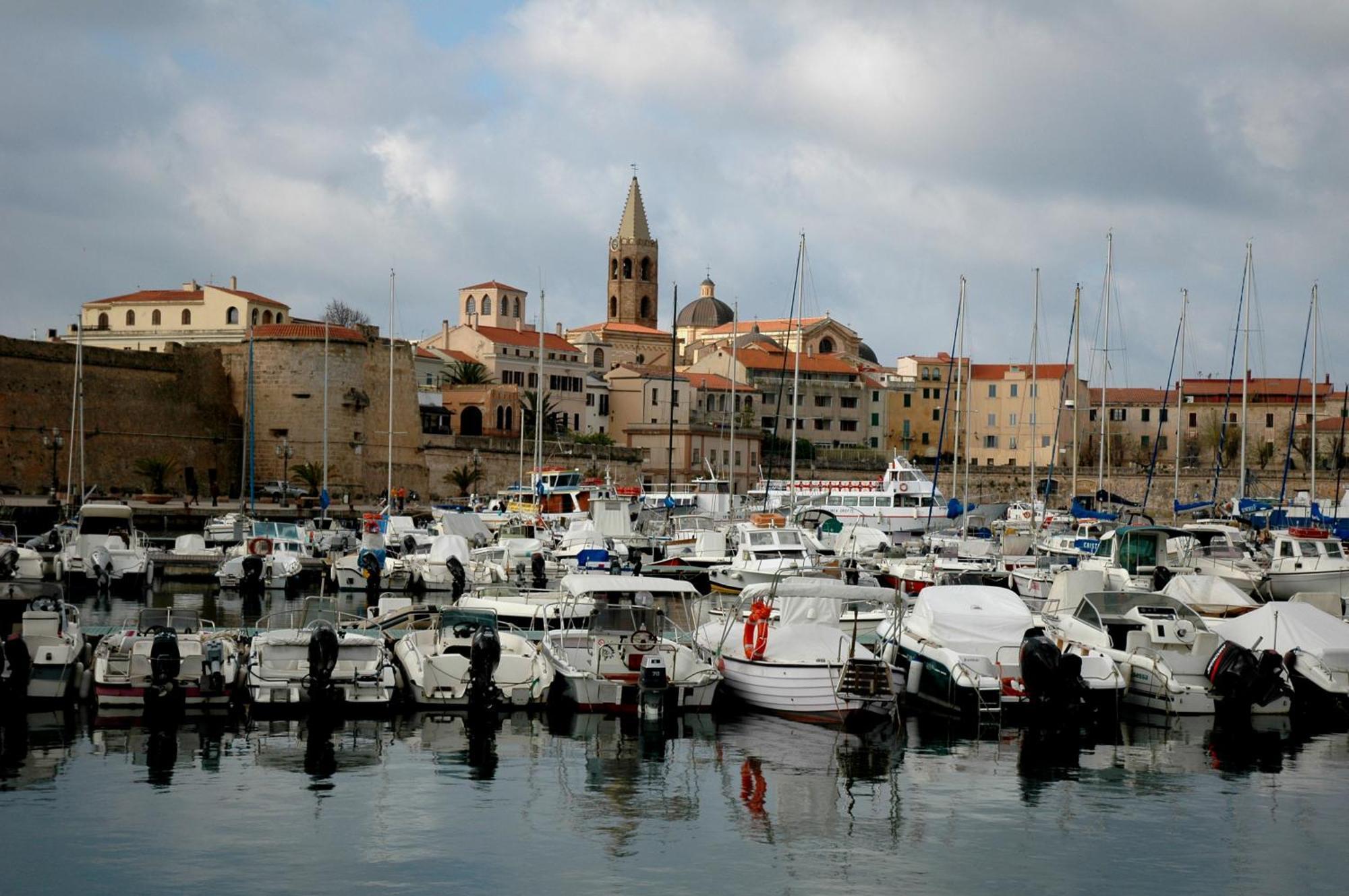 Hotel Il Gabbiano Alghero Buitenkant foto